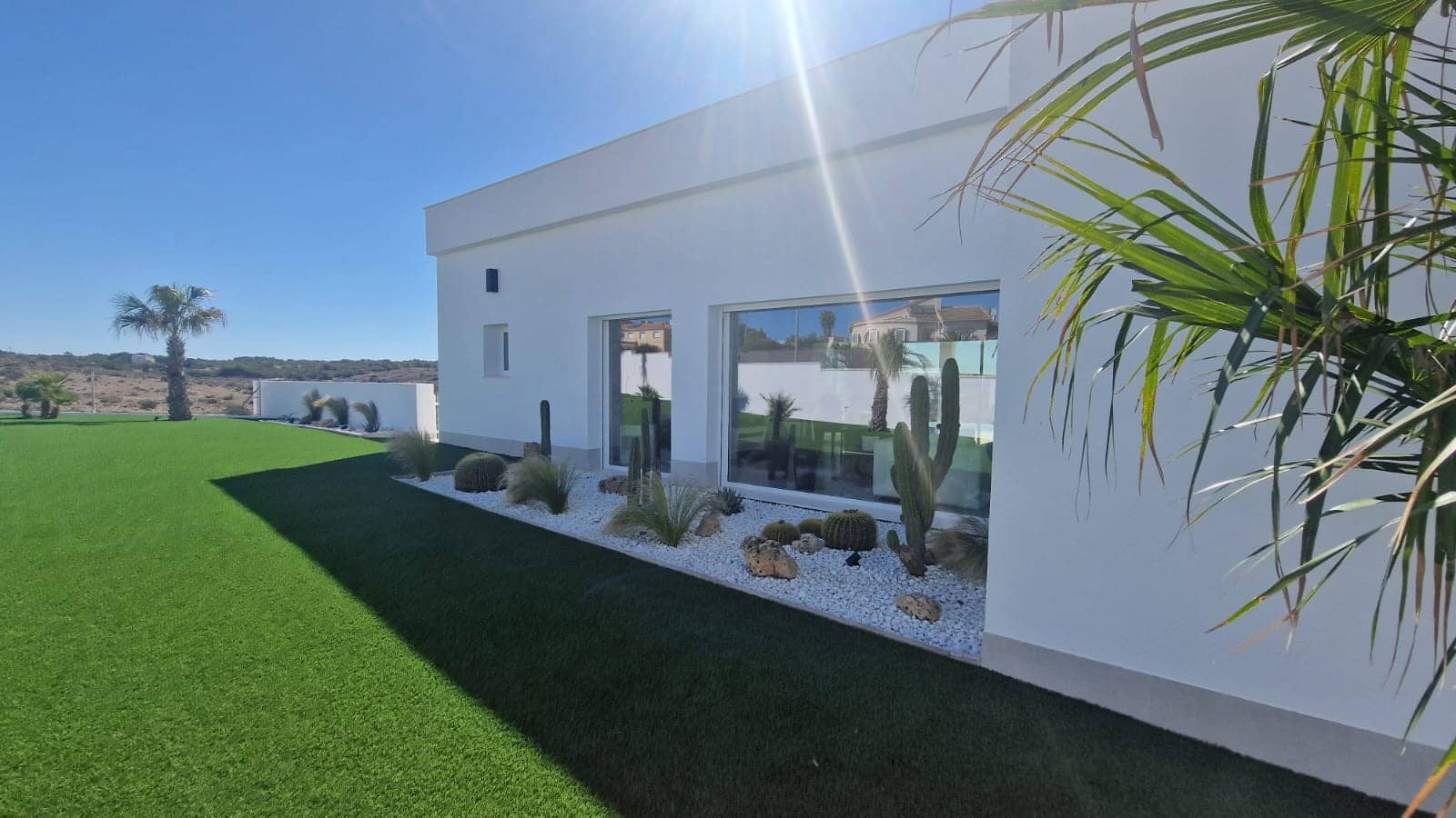 Villa for sale in La Marina with pool - € 1,590,000 (Ref: 9372259)