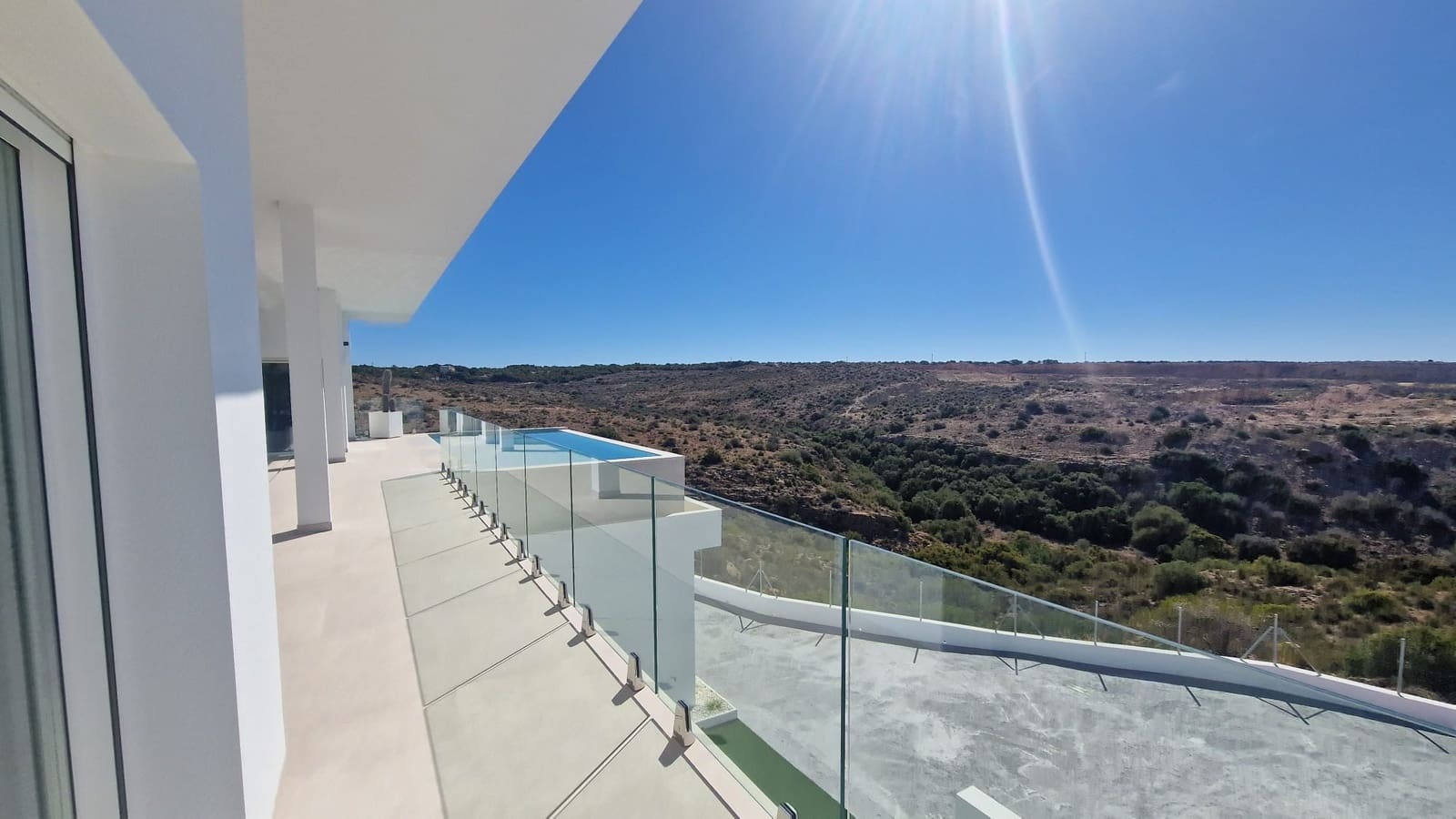 Villa for sale in La Marina with pool - € 1,590,000 (Ref: 9372259)