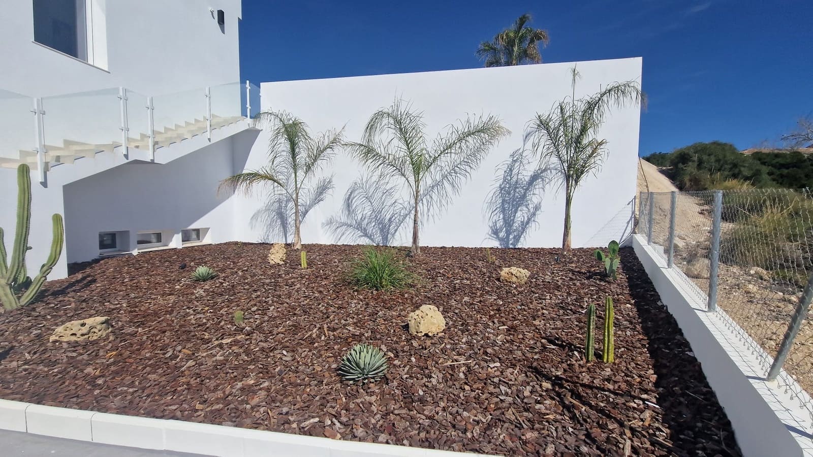 Villa for sale in La Marina with pool - € 1,590,000 (Ref: 9372259)