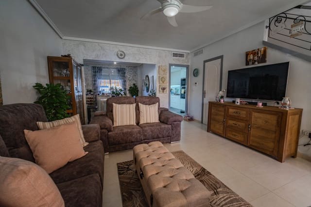 3 bedroom Townhouse for sale in Ciudad Quesada, Rojales with pool - € 235,000 (Ref: 9378375)