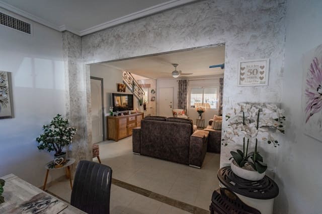 3 bedroom Townhouse for sale in Ciudad Quesada, Rojales with pool - € 235,000 (Ref: 9378375)