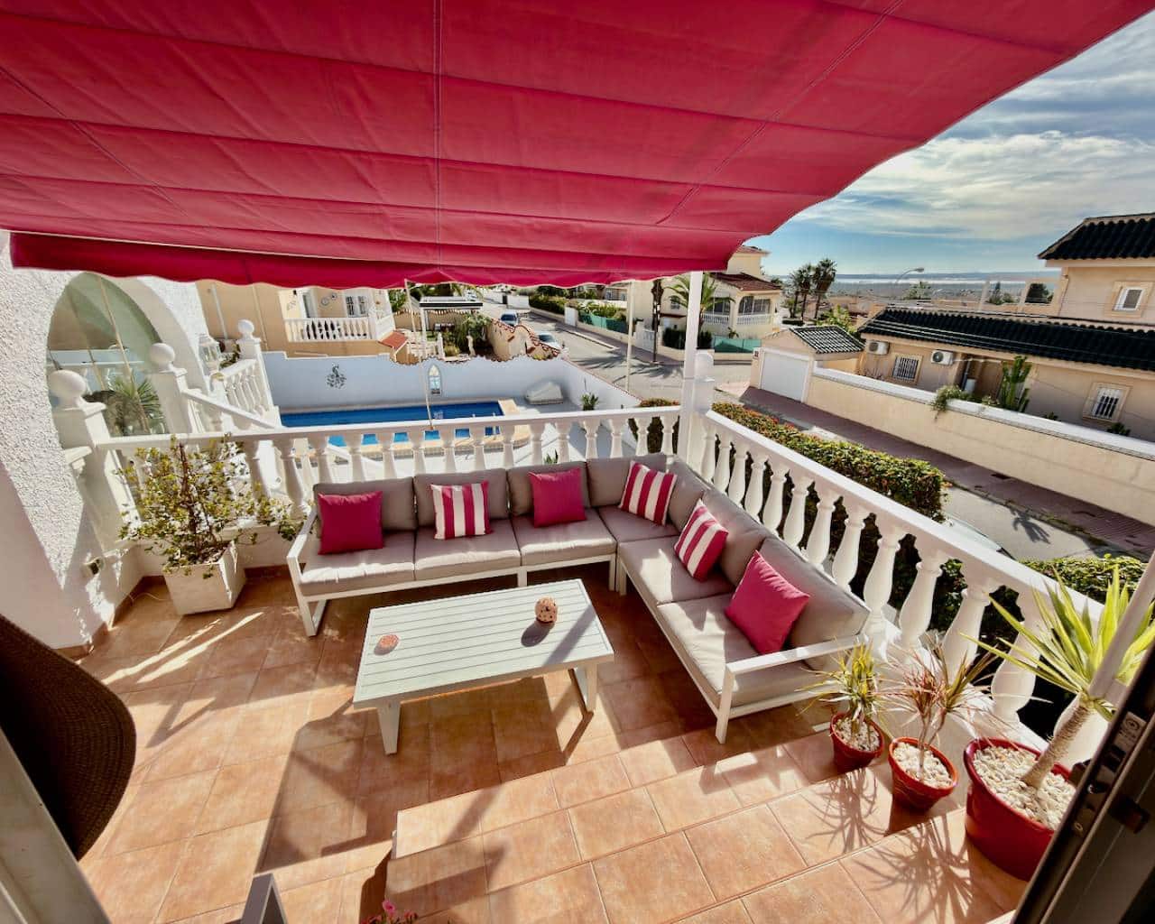 4 quarto Moradia para venda em Ciudad Quesada com piscina - 485 000 € (Ref: 9379446)