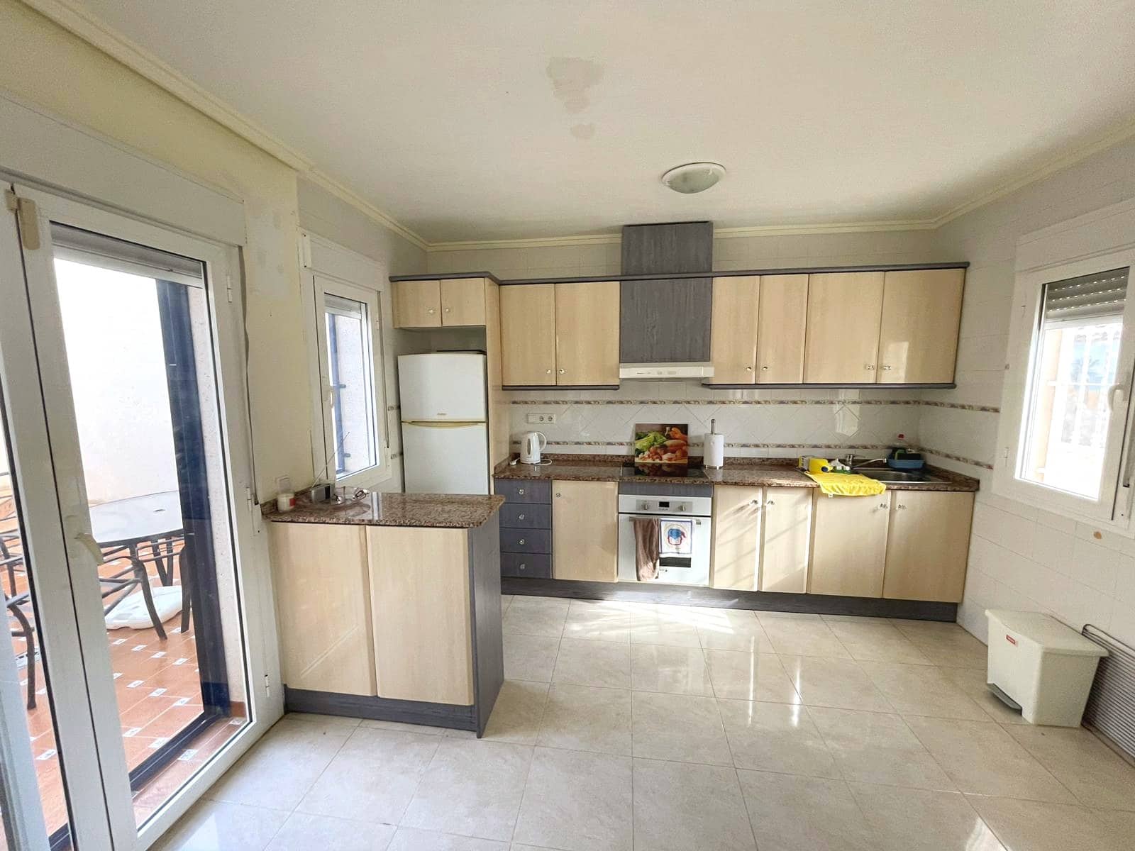 2 makuuhuone Paritalo myytävänä paikassa Ciudad Quesada mukana uima-altaan - 185 000 € (Ref: 9385951)