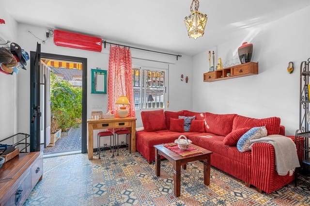 3 bedroom Townhouse for sale in Centro, Los Alcázares - € 197,000 (Ref: 9386720)