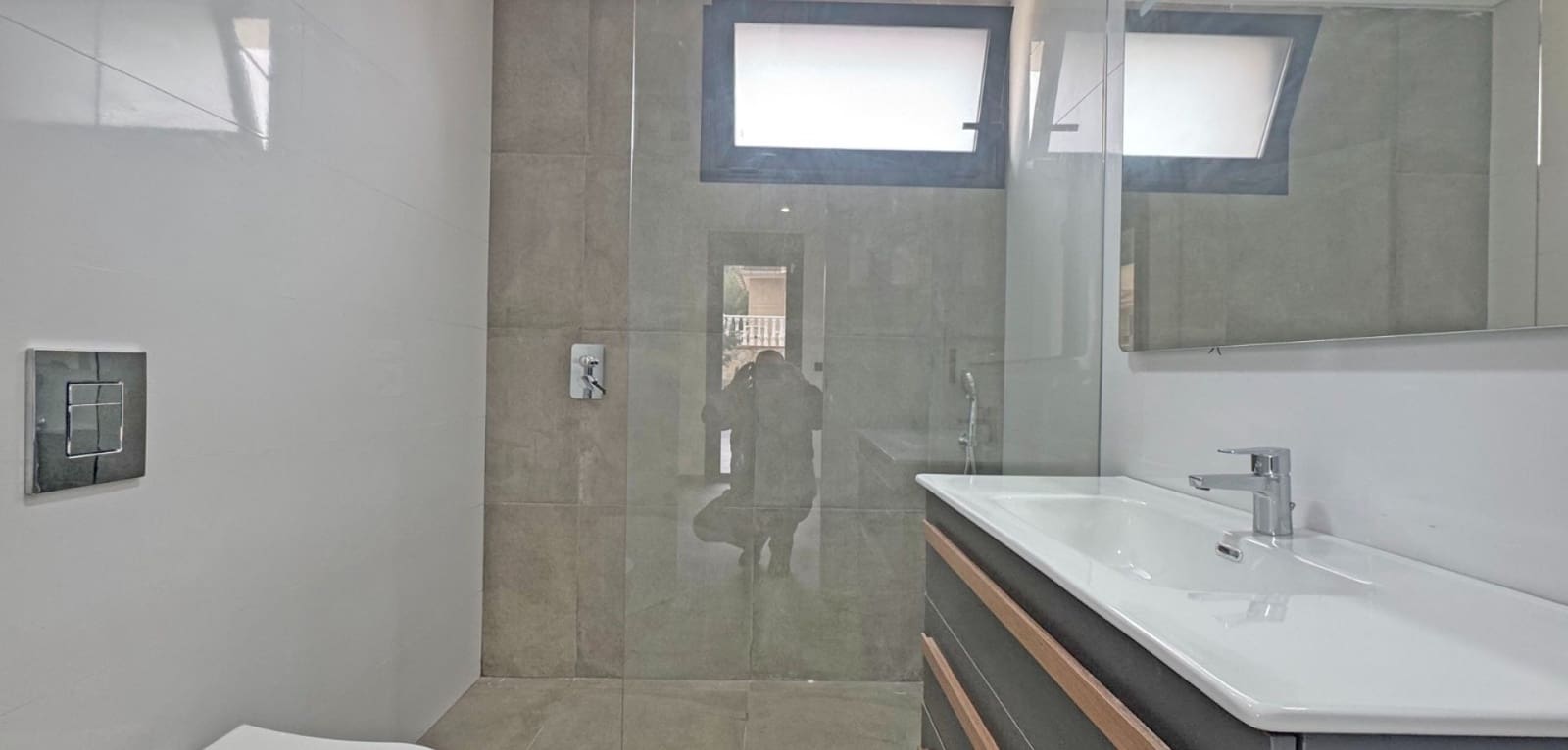 4 bedroom Villa for sale in Torrevieja with pool - € 495,000 (Ref: 9394409)