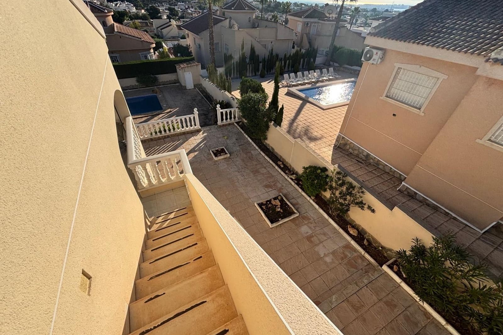 5 slaapkamer Villa te koop in Ciudad Quesada met zwembad - € 595.000 (Ref: 9404750)