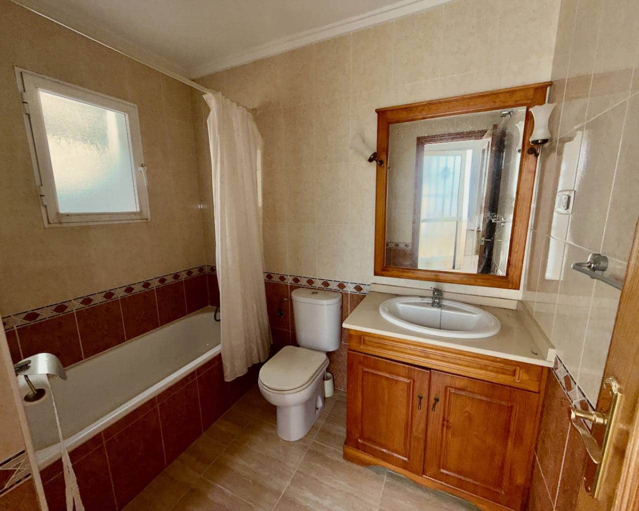 3 sovrum Villa till salu i Lo Crispin med pool - 170 000 € (Ref: 9404751)