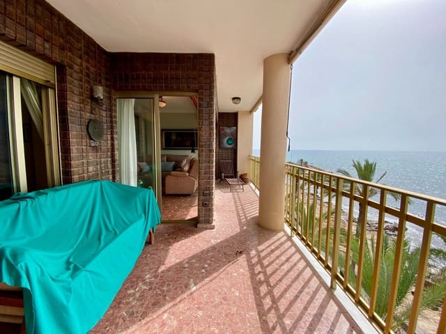 3 makuuhuone Huoneisto myytävänä paikassa Las Piscinas Naturales, Torrevieja mukana uima-altaan - 497 000 € (Ref: 9409365)