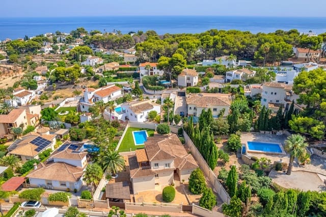 5 soverom Villa til salgs i Benissa med svømmebasseng - € 1 690 000 (Ref: 9506581)