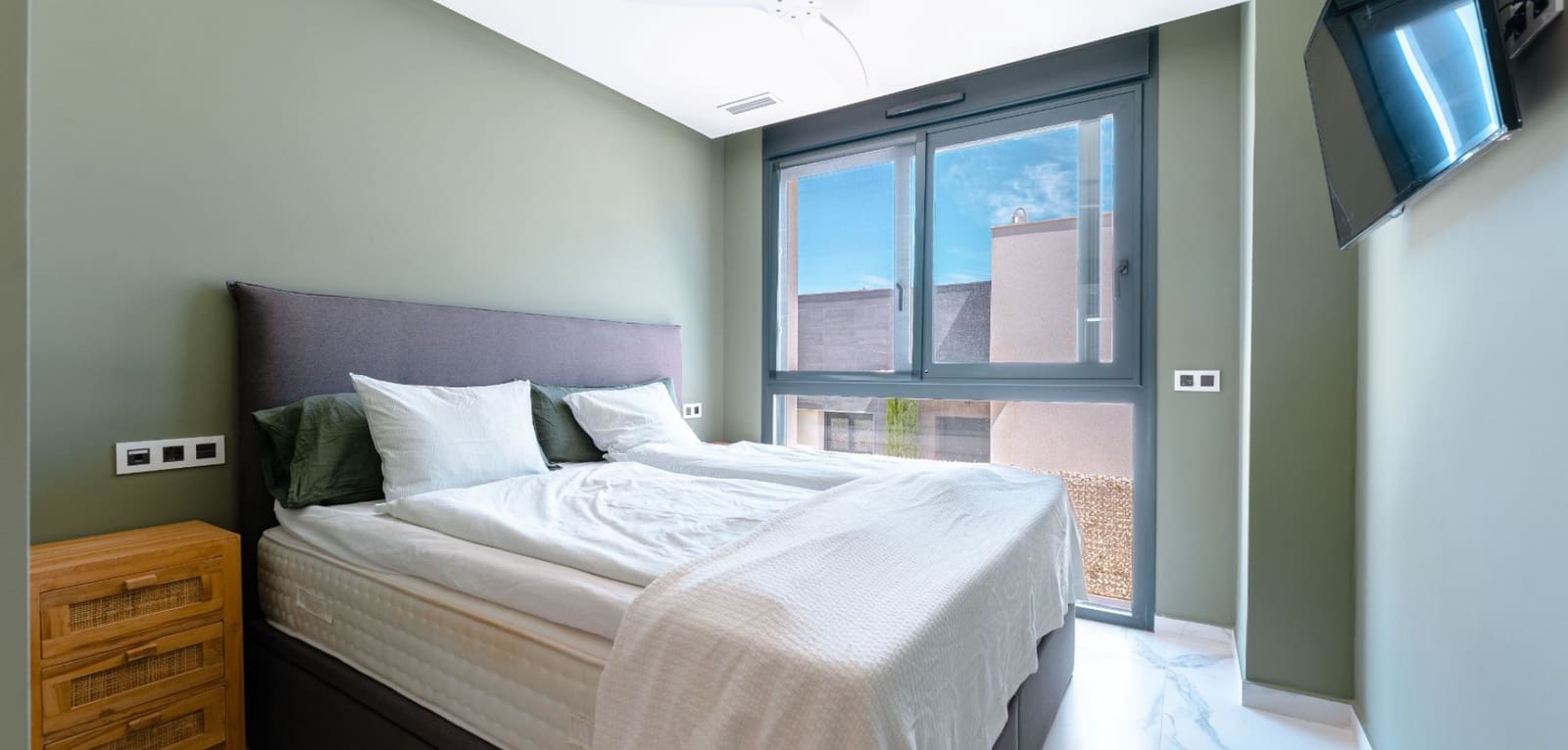 5 slaapkamer Villa te koop in San Miguel de Salinas met zwembad - € 780.000 (Ref: 9546966)