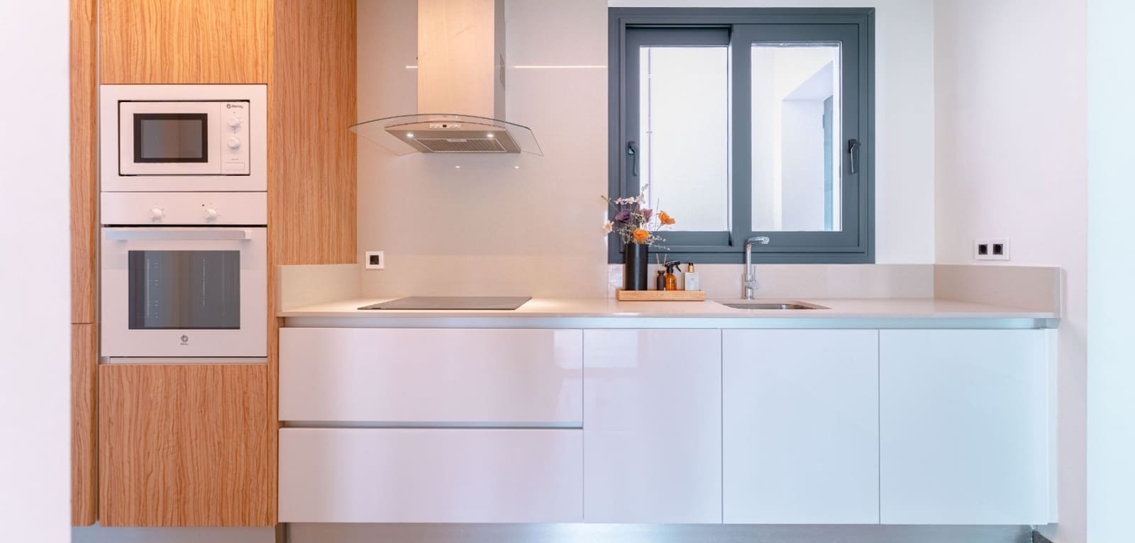 5 slaapkamer Villa te koop in San Miguel de Salinas met zwembad - € 780.000 (Ref: 9546966)