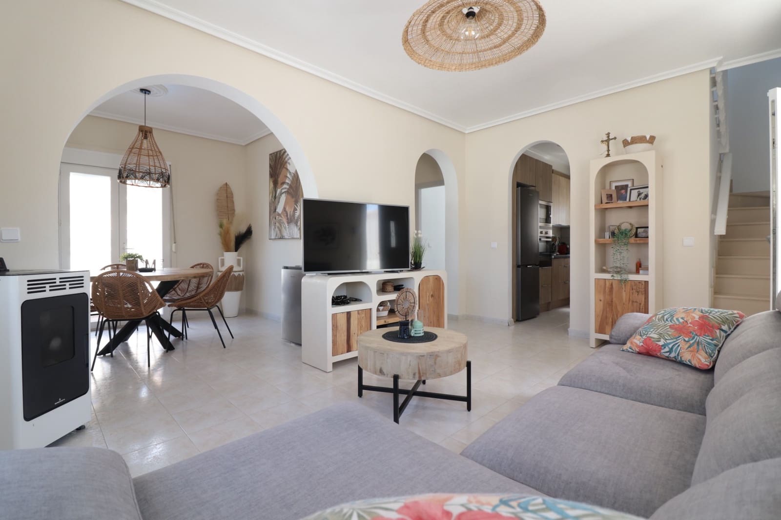 2 bedroom Villa for sale in Benimar with pool - € 275,000 (Ref: 9606829)