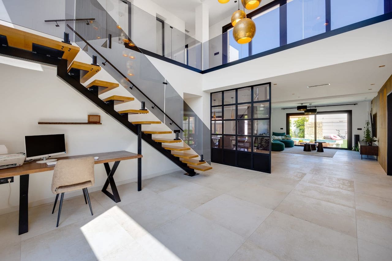 5 camera da letto Villa in vendita in Torrevieja con piscina - 1.250.000 € (Rif: 9626094)