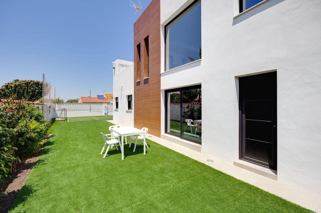 5 camera da letto Villa in vendita in Torrevieja con piscina - 1.250.000 € (Rif: 9626094)