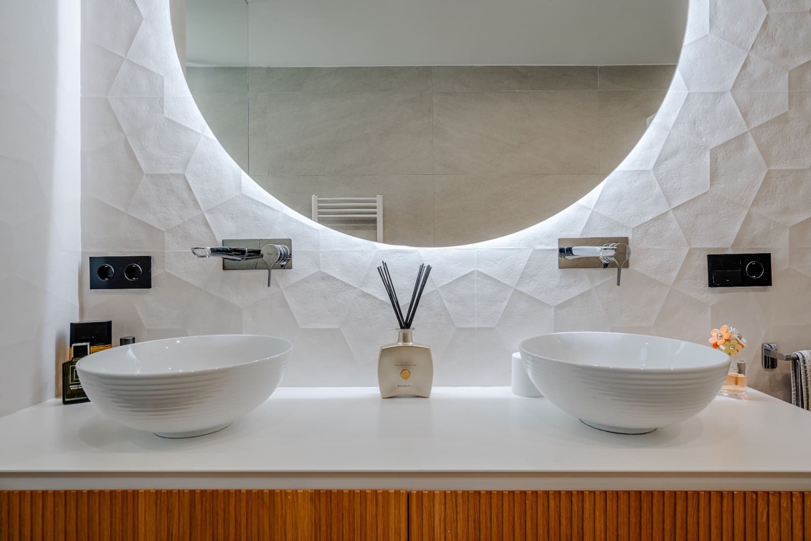 3 bedroom Villa for sale in Pedramala with pool - € 2,600,000 (Ref: 9650427)