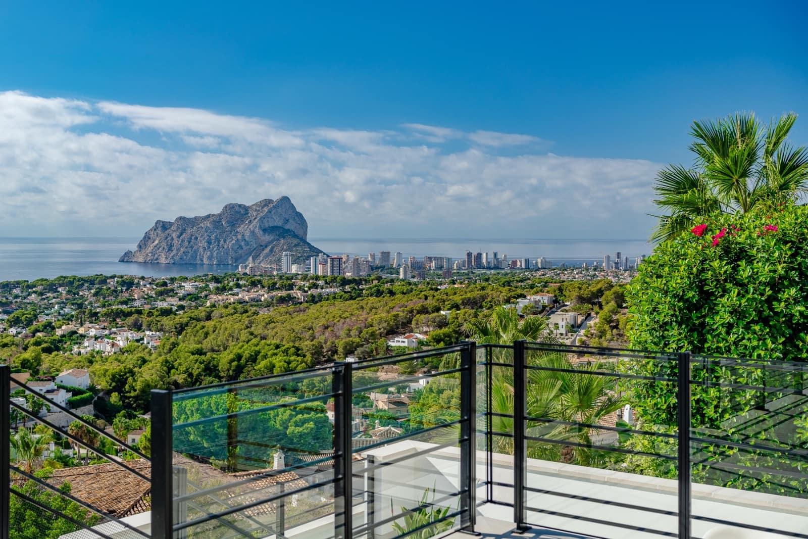 3 bedroom Villa for sale in Pedramala with pool - € 2,600,000 (Ref: 9650427)