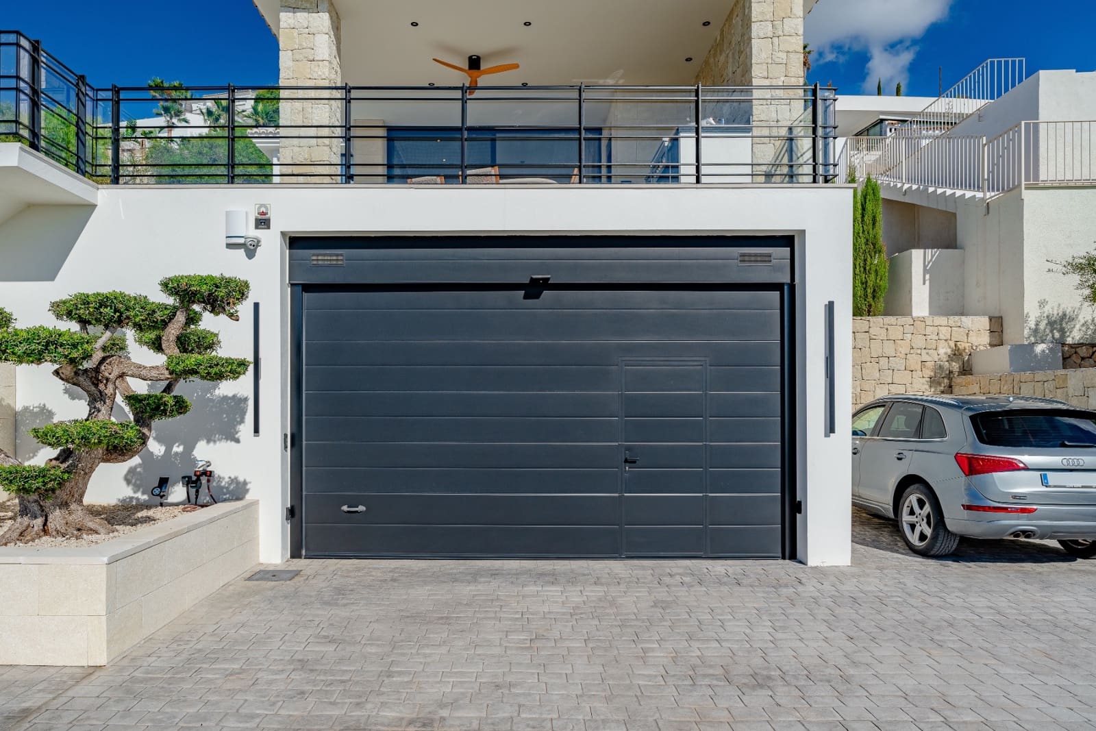 3 bedroom Villa for sale in Pedramala with pool - € 2,600,000 (Ref: 9650427)