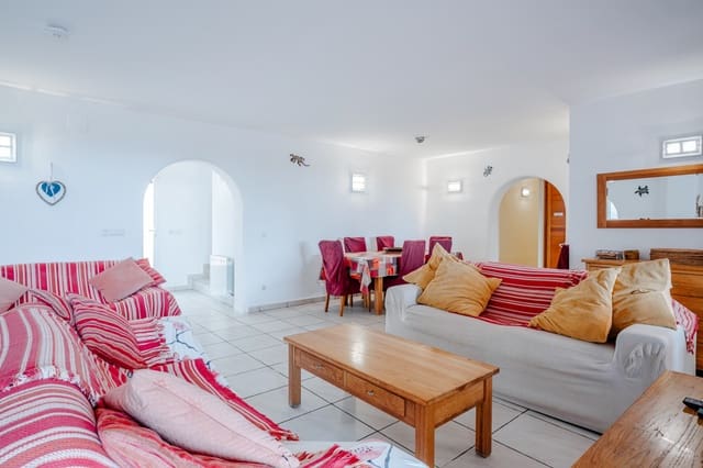 6 sypialnia Willa na sprzedaż w Moraira, Teulada-Moraira z basenem - 950 000 € (Ref: 9656956)