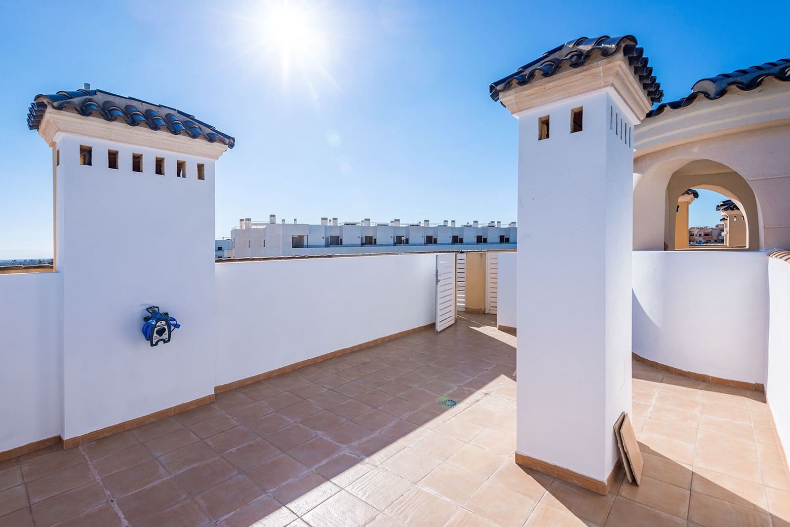 2 Zimmer Apartment zu verkaufen in Cabo Roig mit Pool - 185.000 € (Ref: 9672440)