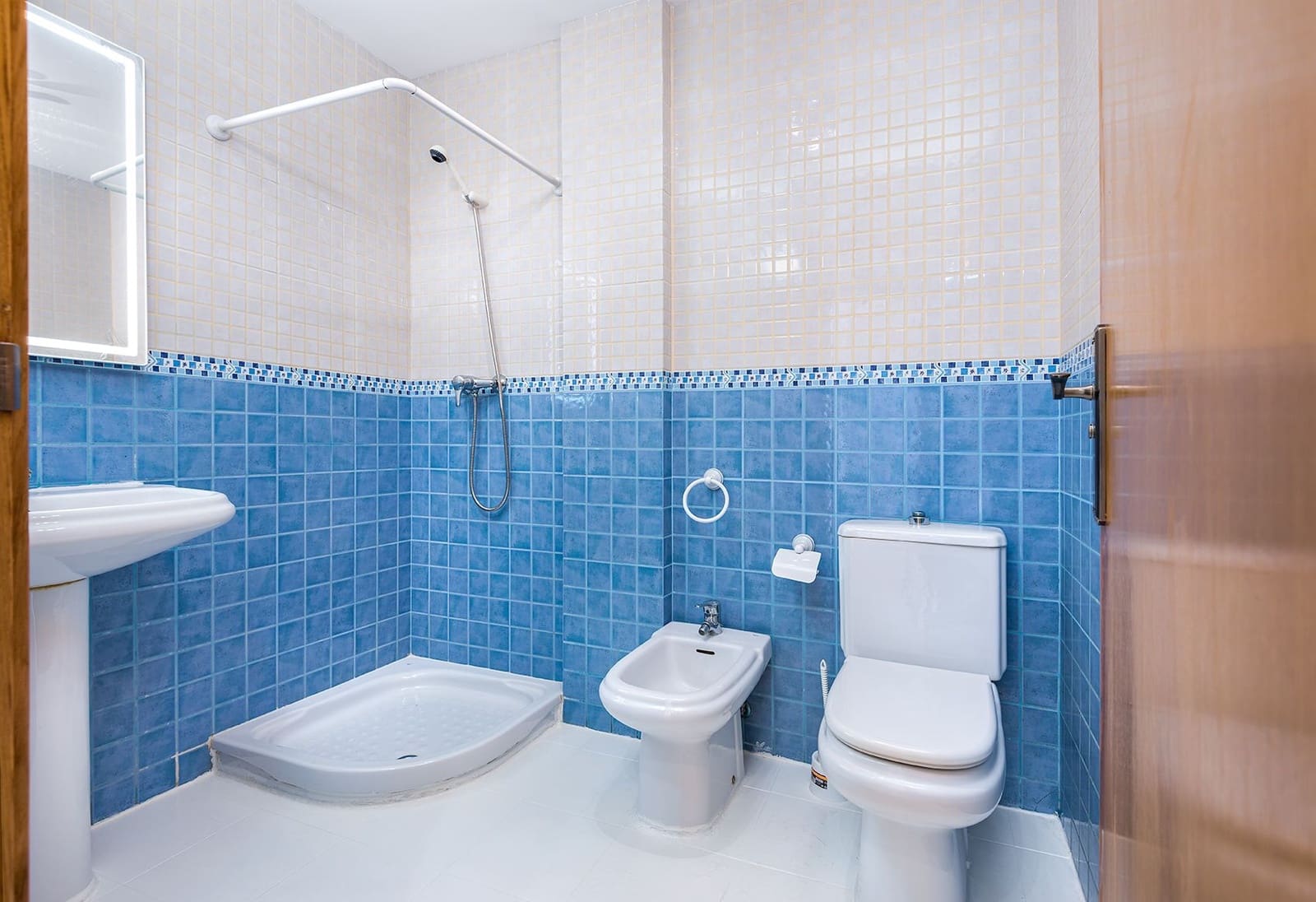 2 Zimmer Apartment zu verkaufen in Cabo Roig mit Pool - 185.000 € (Ref: 9672440)