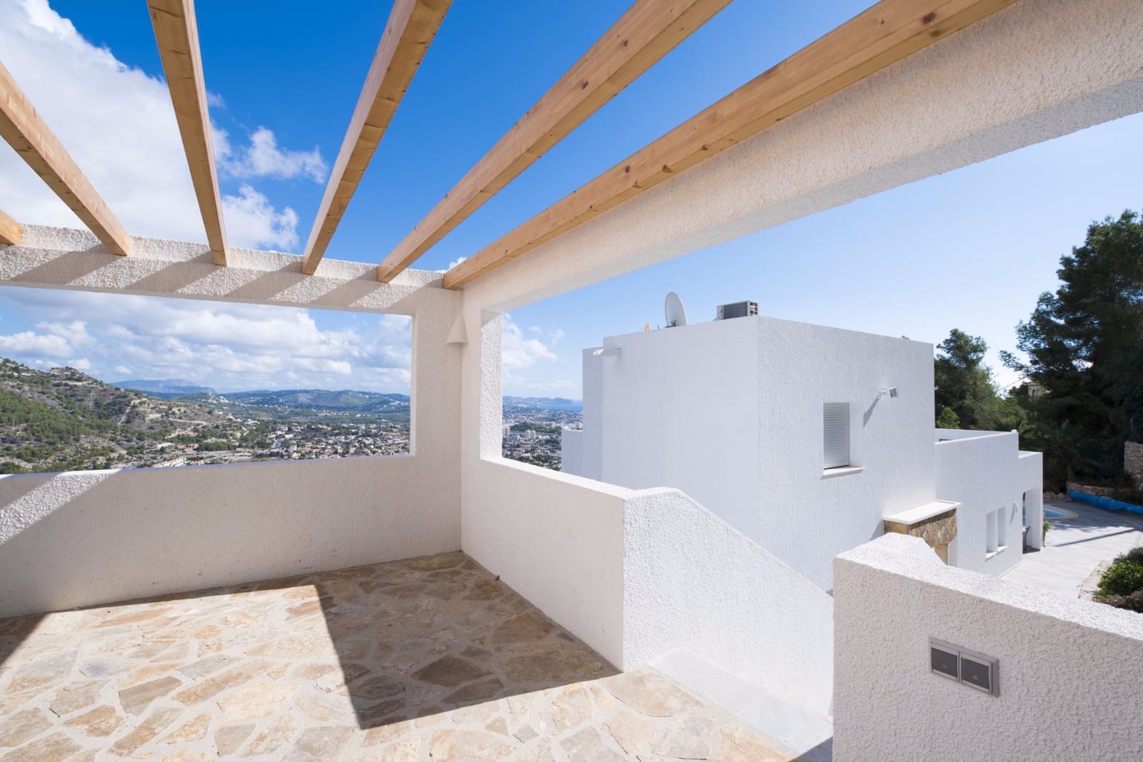 4 sypialnia Willa na sprzedaż w Calpe / Calp z basenem - 950 000 € (Ref: 9687310)