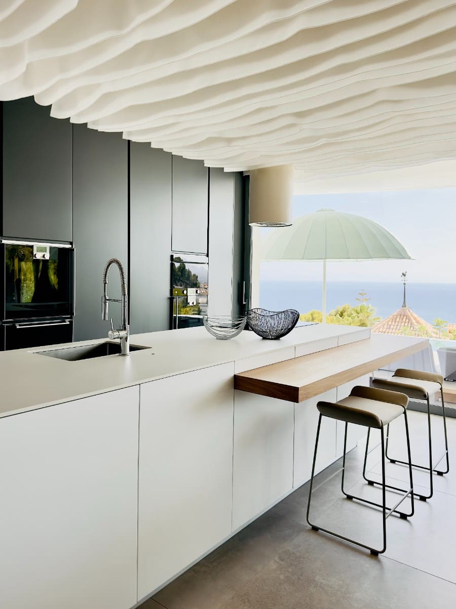 4 bedroom Villa for sale in Altea with pool - € 3,700,000 (Ref: 9716628)