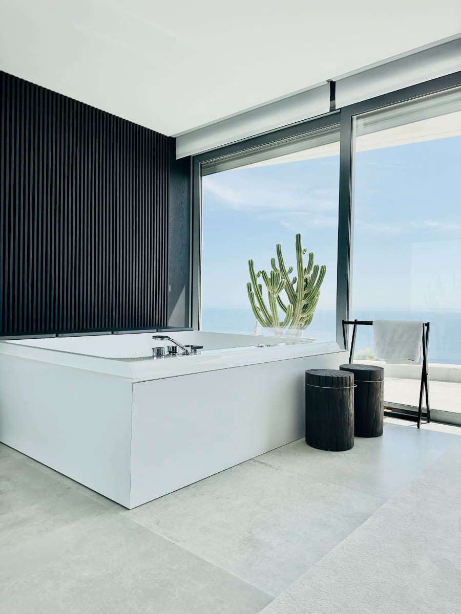 4 bedroom Villa for sale in Altea with pool - € 3,700,000 (Ref: 9716628)