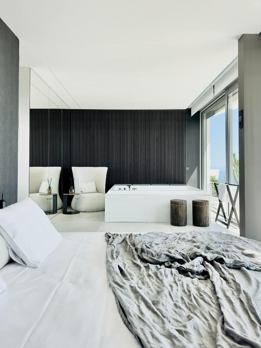 4 bedroom Villa for sale in Altea with pool - € 3,700,000 (Ref: 9716628)