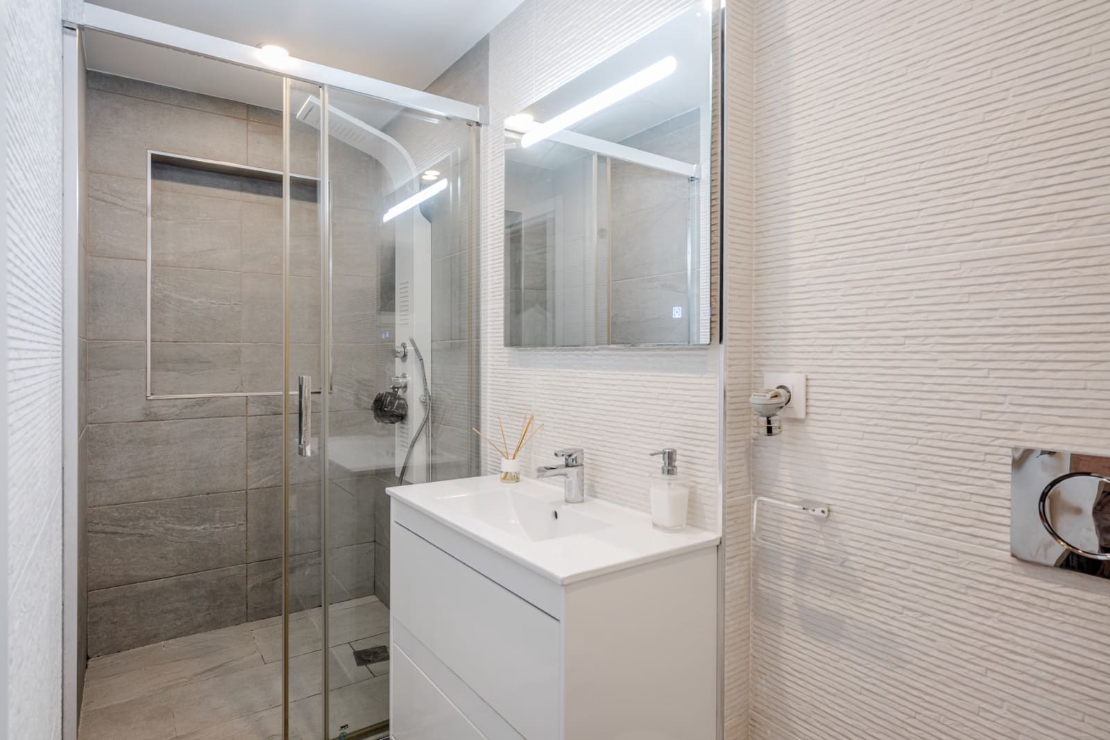 5 soverom Villa til salgs i Benissa med svømmebasseng - € 3 850 000 (Ref: 9716629)