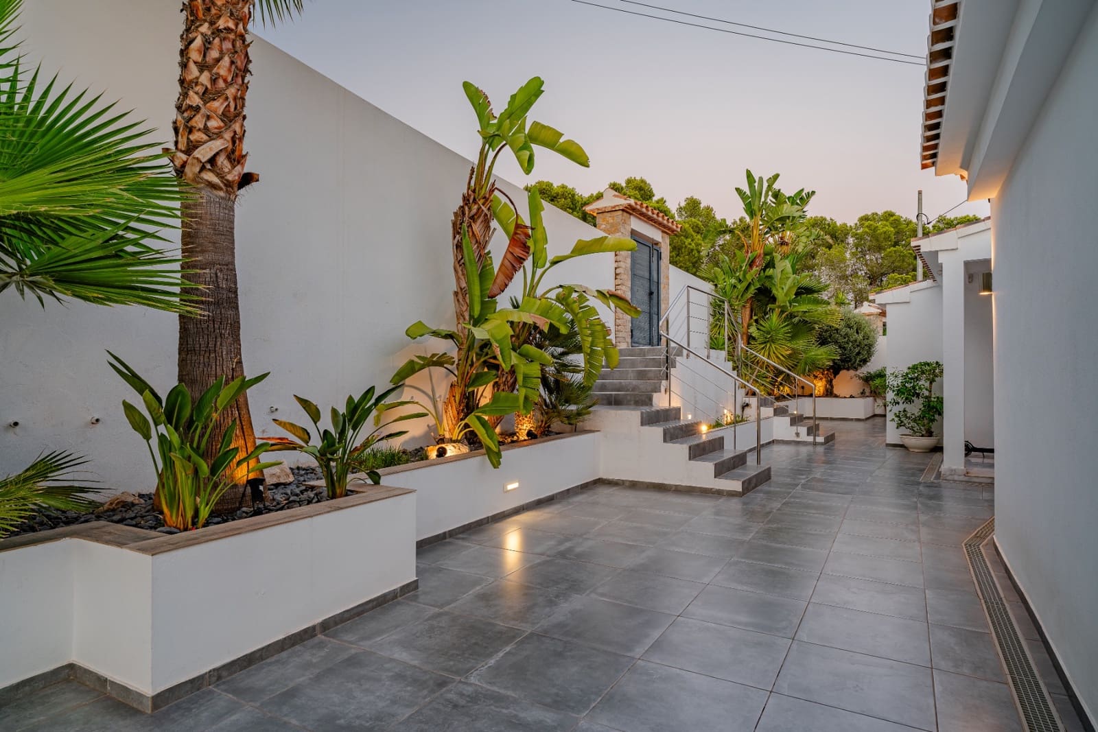 5 soverom Villa til salgs i Benissa med svømmebasseng - € 3 850 000 (Ref: 9716629)