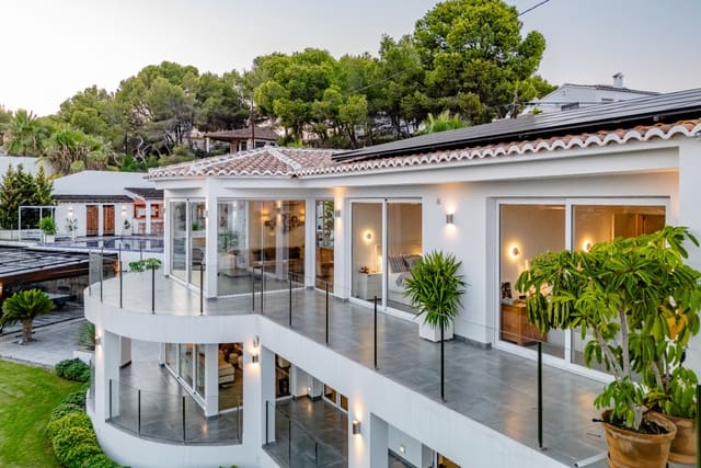 5 soverom Villa til salgs i Benissa med svømmebasseng - € 3 850 000 (Ref: 9716629)