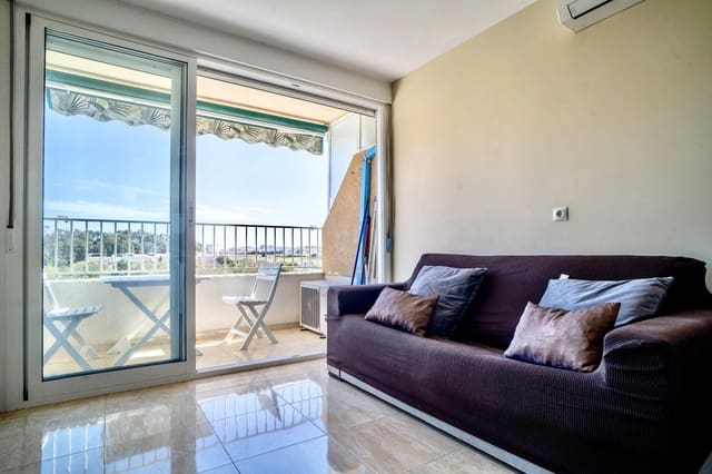 1 slaapkamer Appartement te koop in Guardamar Playa, Guardamar del Segura - € 99.000 (Ref: 9756661)