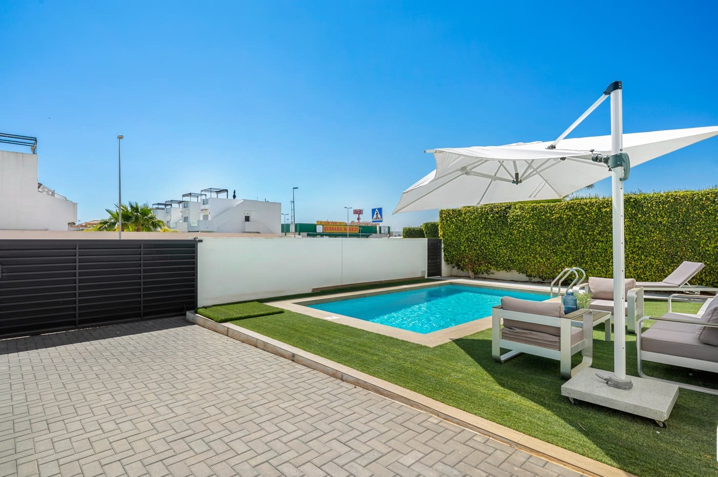 3 soveværelse Villa til salg i Ciudad Quesada med swimmingpool - € 499.000 (Ref: 9787868)