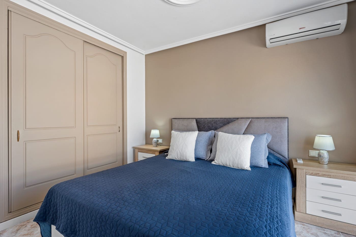 3 soveværelse Villa til salg i Ciudad Quesada med swimmingpool - € 239.000 (Ref: 9790041)