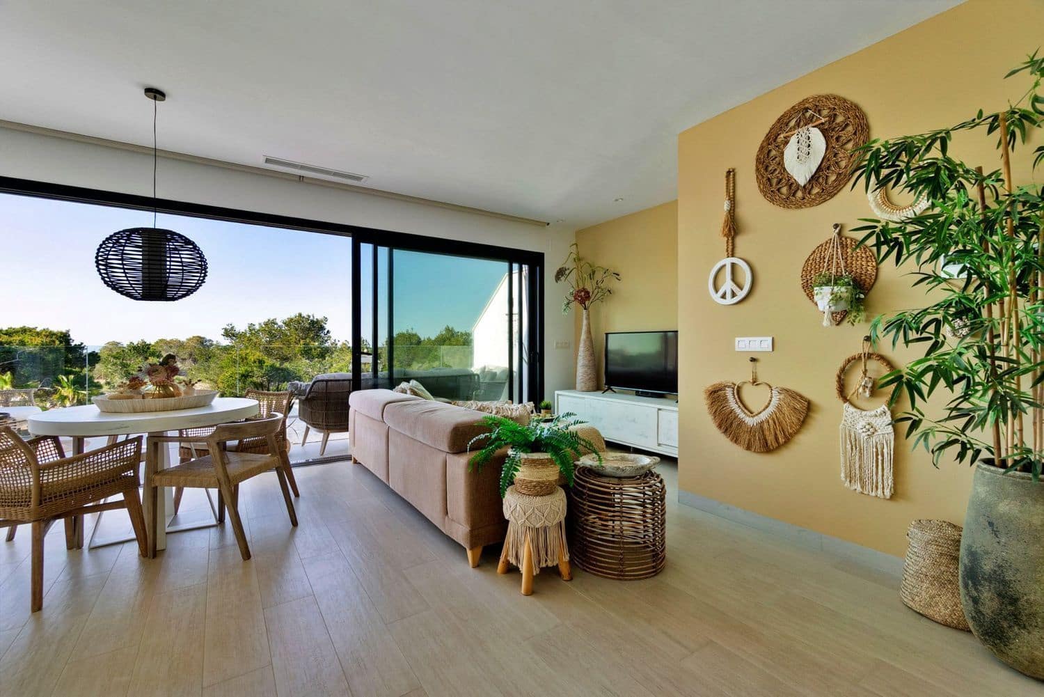 2 sypialnia Apartament na sprzedaż w Las Colinas Golf z basenem - 359 000 € (Ref: 9812564)