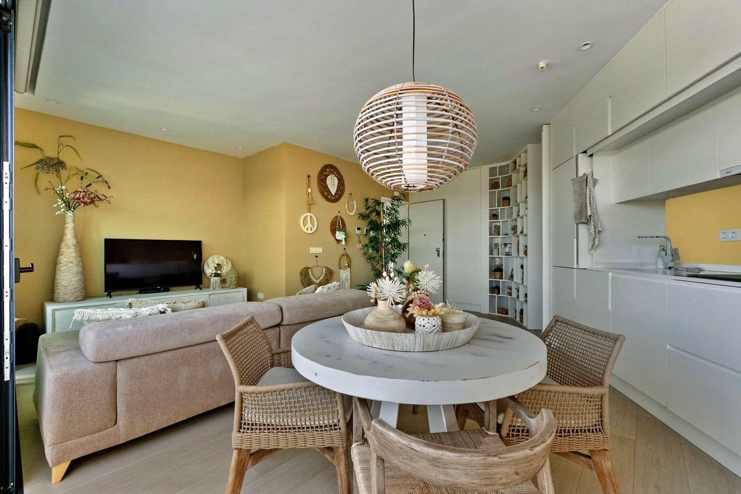 2 sypialnia Apartament na sprzedaż w Las Colinas Golf z basenem - 359 000 € (Ref: 9812564)