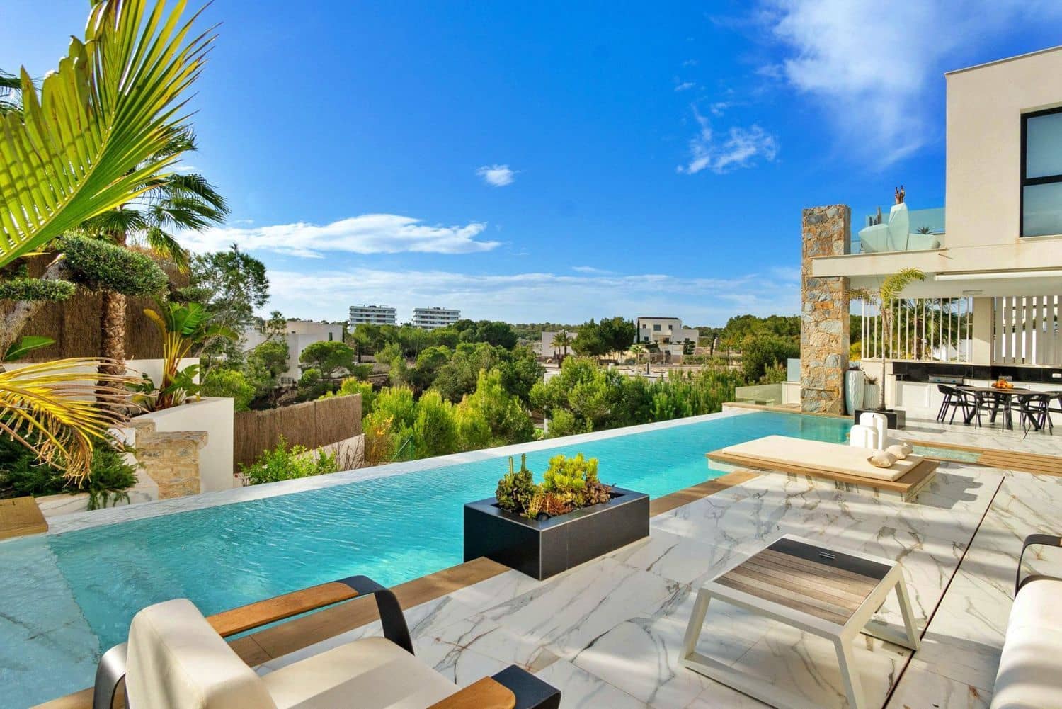 4 sovrum Villa till salu i Las Colinas Golf med pool - 2 880 000 € (Ref: 9812567)
