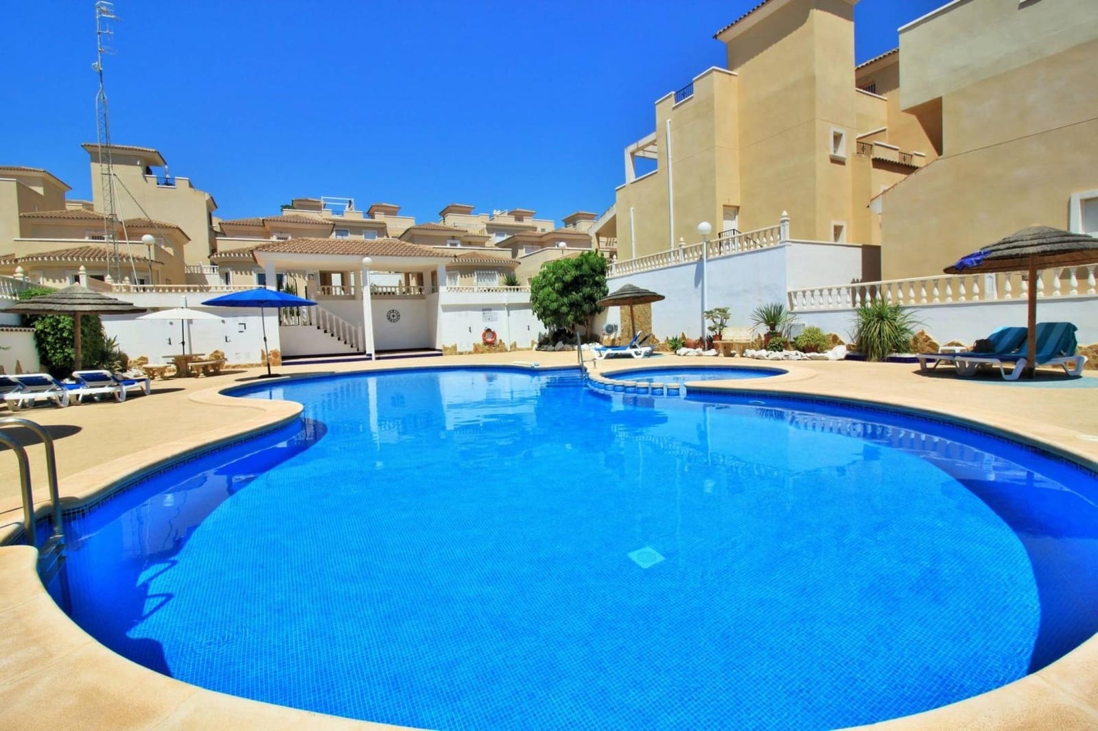4 chambre Maison de Ville à vendre à San Miguel de Salinas - 249 000 € (Ref: 9812573)