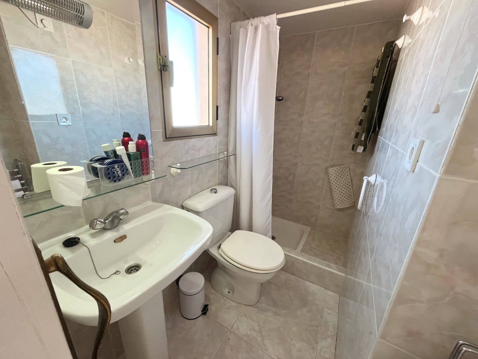 4 bedroom Villa for sale in Ciudad Quesada with pool - € 385,000 (Ref: 9865928)