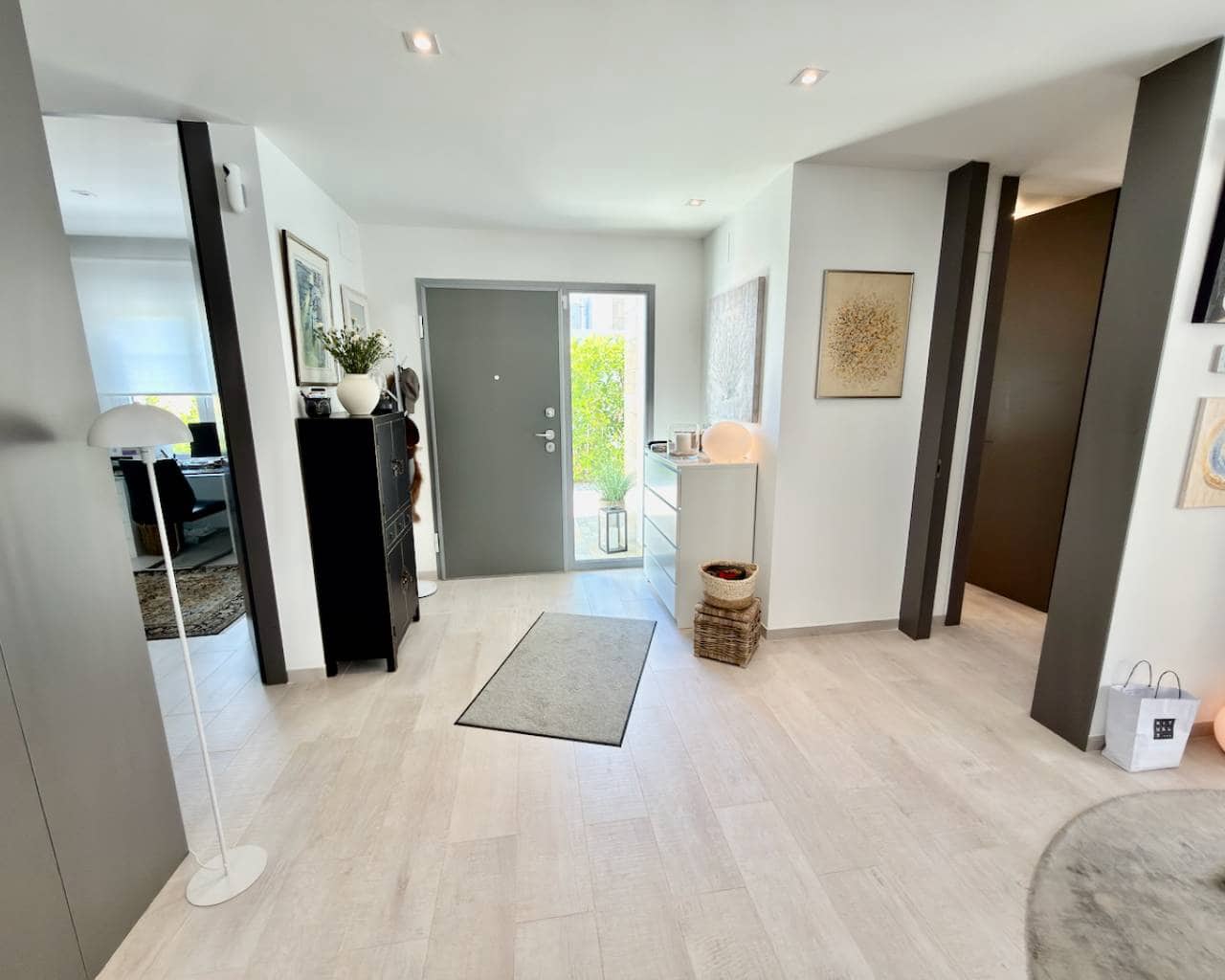 3 bedroom Villa for sale in Algorfa with pool - € 585,000 (Ref: 9867435)