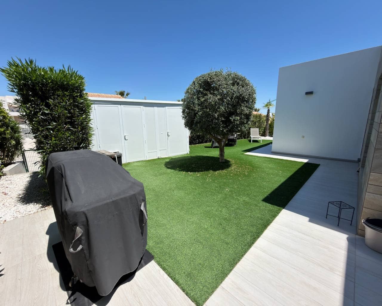3 bedroom Villa for sale in Algorfa with pool - € 585,000 (Ref: 9867435)