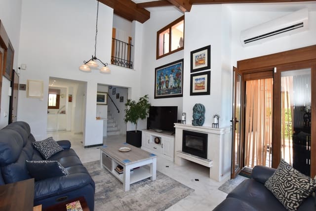 3 sypialnia Willa na sprzedaż w Algorfa z basenem - 495 000 € (Ref: 9872510)