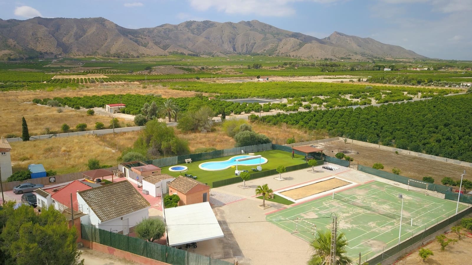 Finca/Casa Rural de 4 habitaciones en Benferri en venta con piscina - 350.000 € (Ref: 9914808)