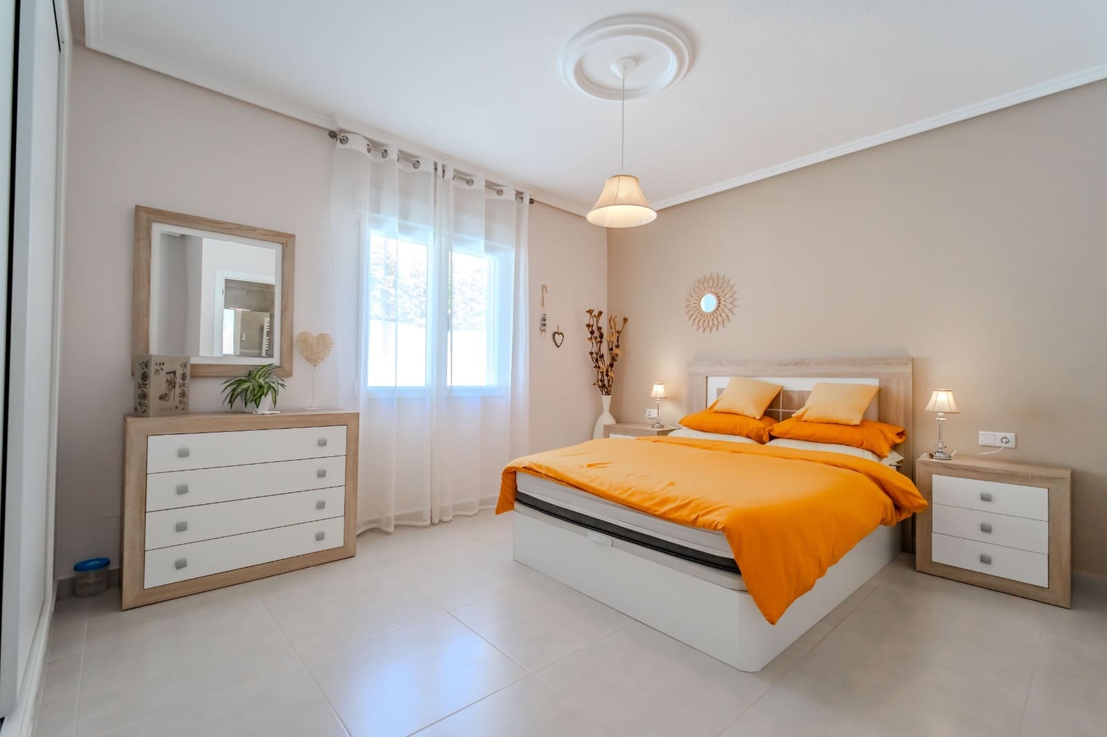 4 soveværelse Villa til salg i Ciudad Quesada med swimmingpool garage - € 599.000 (Ref: 9956594)