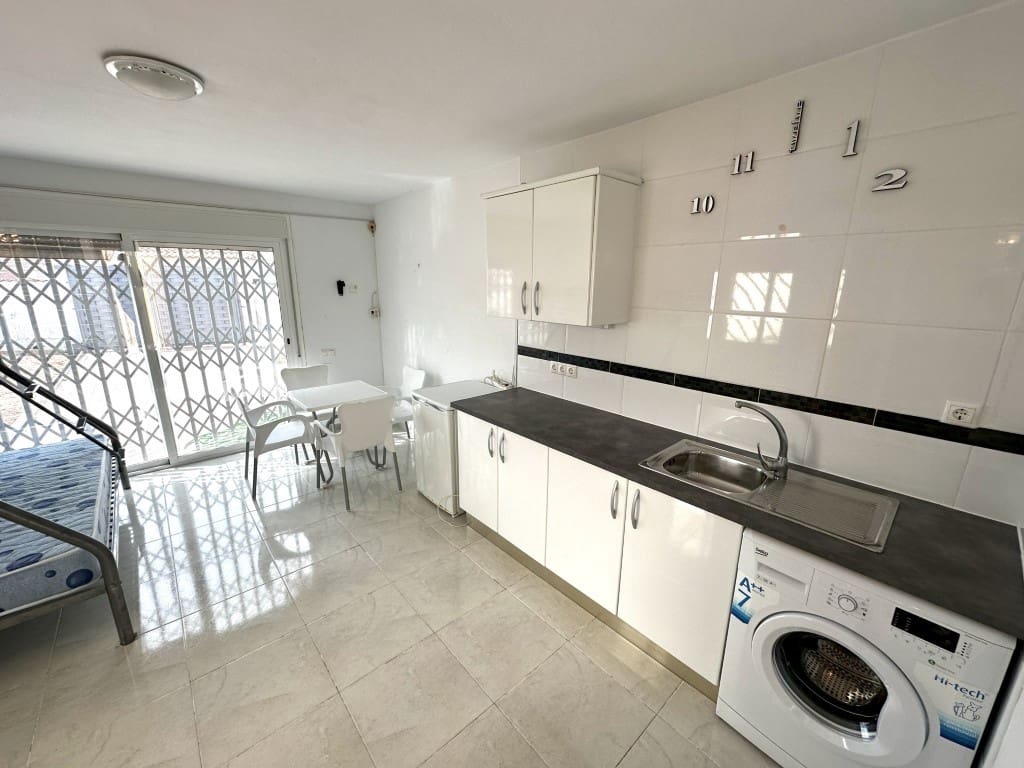 Chalet de 3 habitaciones en Ciudad Quesada en venta con piscina - 549.950 € (Ref: 9956599)