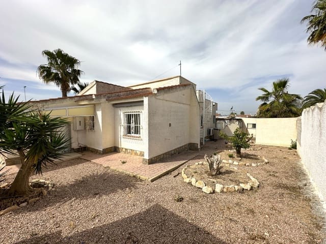 Chalet de 3 habitaciones en Ciudad Quesada, Rojales en venta con piscina - 549.950 € (Ref: 9956599)