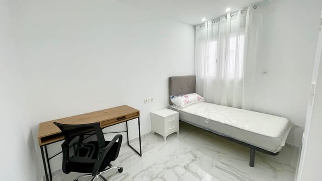 2 soveværelse Lejlighed til salg i Centro, Torrevieja - € 239.000 (Ref: 9985779)