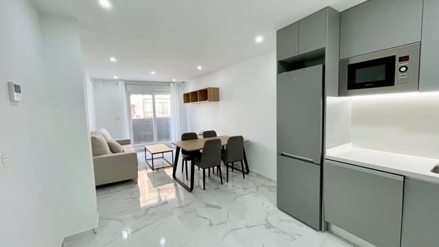 2 soveværelse Lejlighed til salg i Centro, Torrevieja - € 239.000 (Ref: 9985779)