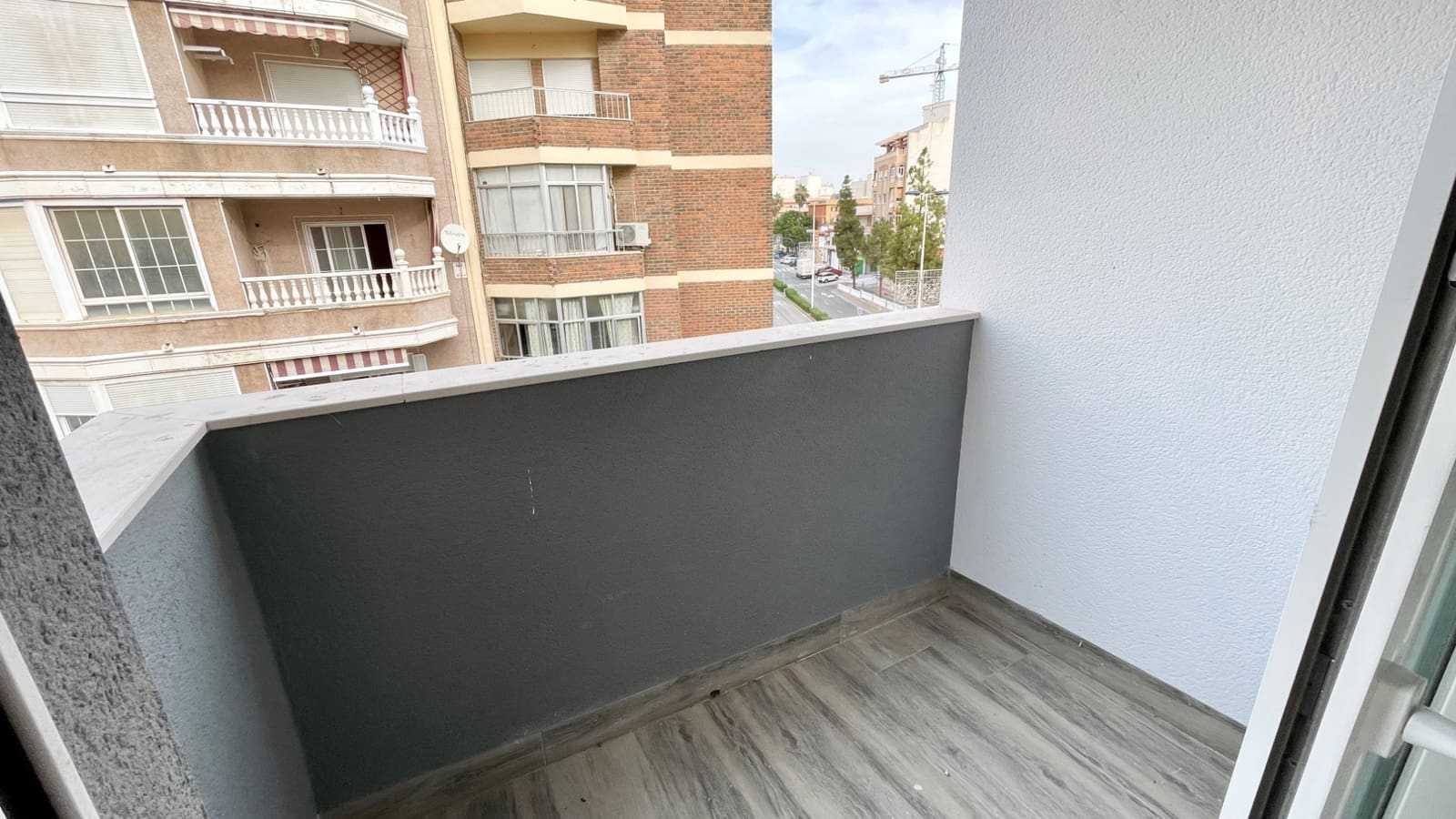 2 sovrum Lägenhet till salu i Torrevieja - 239 000 € (Ref: 9985779)