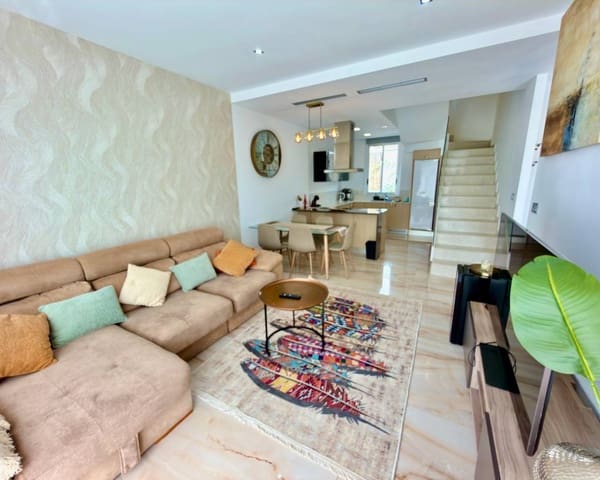3 soveværelse Villa til salg i Ciudad Quesada, Rojales med swimmingpool garage - € 399.000 (Ref: 9985788)